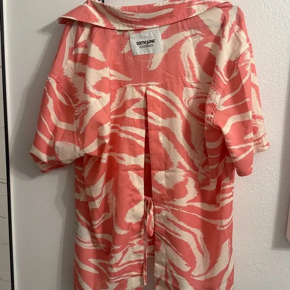Pink Zebra-Print Button-Front Women’s Top - Picture 4 of 4